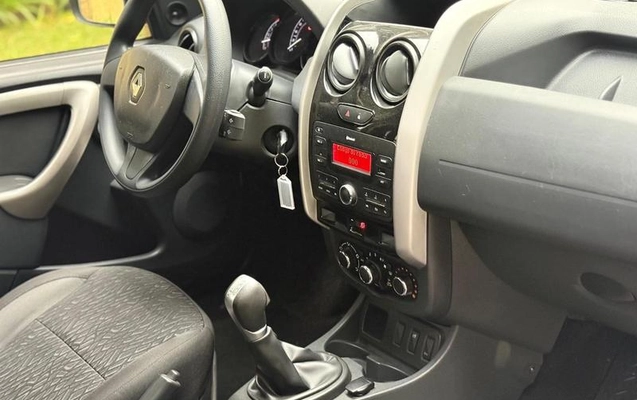 imagem-https://www.socarrao.com.br/sc-vehicle-images-prod/2439241/1783449232221-7775992_13_B_4bee2fdc8c.jpeg