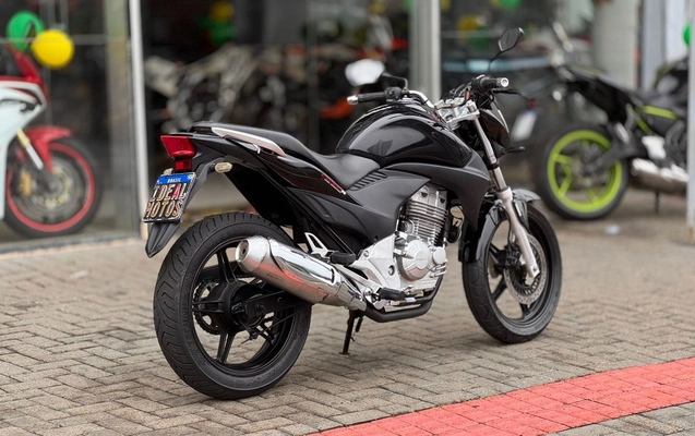 imagem-https://www.socarrao.com.br/sc-vehicle-images-prod/2439371/1783108932539-712a5383f44b451fa0161f46cf7d68e0_1783108824363.jpg