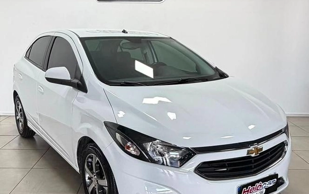 imagem-https://www.socarrao.com.br/sc-vehicle-images-prod/2439896/1789415738581-8232927_8_B_2b6075d406.jpeg