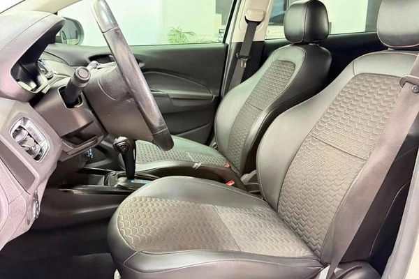 imagem-https://www.socarrao.com.br/sc-vehicle-images-prod/2439896/1789415738589-8232927_8_B_460b8e89c2.jpeg