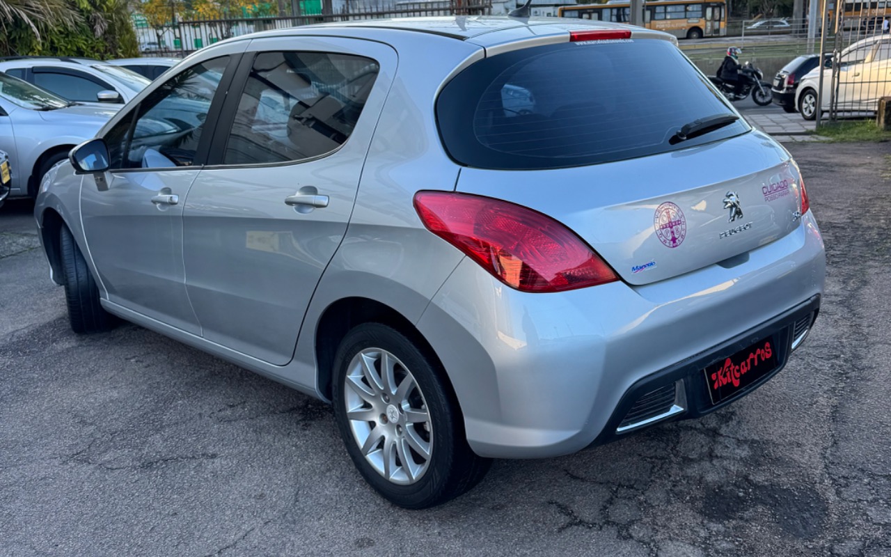 imagem-https://www.socarrao.com.br/sc-vehicle-images-prod/2439970/1783111044216-SU1HXzcxNDkuanBlZw.jpeg