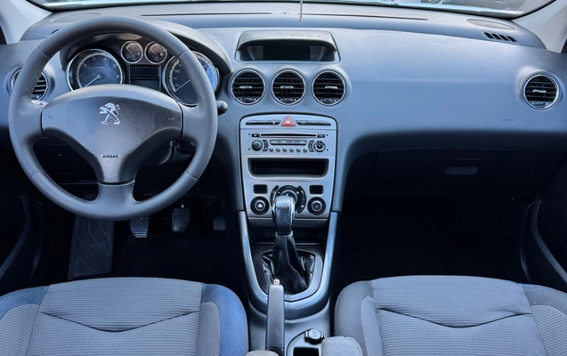 imagem-https://www.socarrao.com.br/sc-vehicle-images-prod/2439970/1783111044731-SU1HXzcxNDEuanBlZw.jpeg