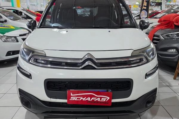 imagem-https://www.socarrao.com.br/sc-vehicle-images-prod/2440131/1783111481047-8238739_0_B_d8b7a503ee.jpeg
