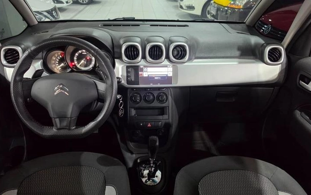 imagem-https://www.socarrao.com.br/sc-vehicle-images-prod/2440131/1783111481049-8238739_0_B_9baa44addc.jpeg