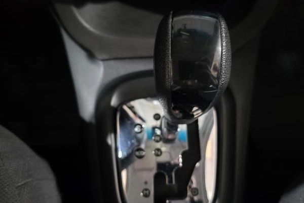 imagem-https://www.socarrao.com.br/sc-vehicle-images-prod/2440131/1783111481055-8238739_0_B_579f098ce4.jpeg