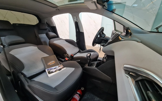 imagem-https://www.socarrao.com.br/sc-vehicle-images-prod/2440464/1783112533720-MTAuanBn.jpg