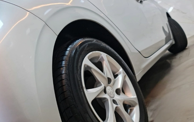 imagem-https://www.socarrao.com.br/sc-vehicle-images-prod/2440464/1783112534346-MTguanBn.jpg