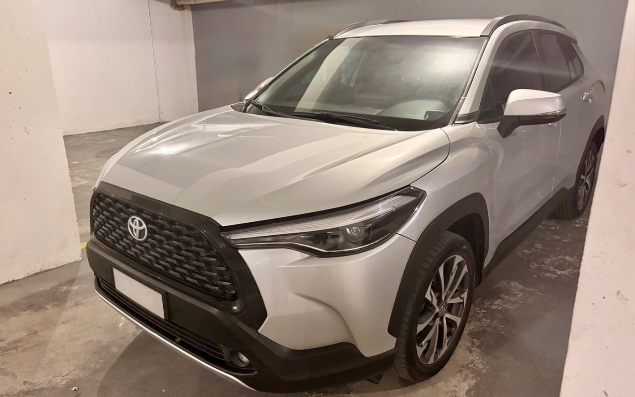 Toyota Corolla Cross 2022 Prata — foto 1 de 3