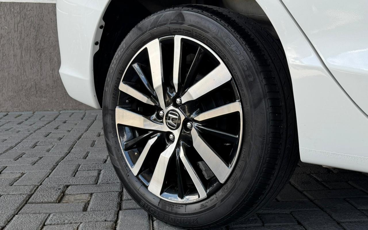 imagem-https://www.socarrao.com.br/sc-vehicle-images-prod/2443972/1788276693172-V2hhdHNBcHAgSW1hZ2UgMjAyNi0wOS0wMSBhdCAxMi4yMS4zOC5qcGVn.jpeg