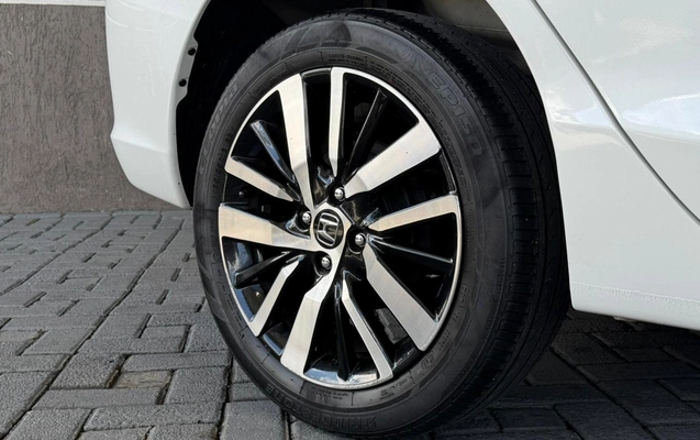 imagem-https://www.socarrao.com.br/sc-vehicle-images-prod/2443972/1788276693172-V2hhdHNBcHAgSW1hZ2UgMjAyNi0wOS0wMSBhdCAxMi4yMS4zOC5qcGVn.jpeg
