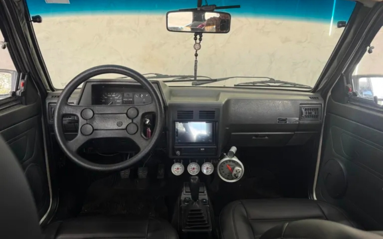 imagem-https://www.socarrao.com.br/sc-vehicle-images-prod/2444859/1783133752994-U2NyZWVuc2hvdF8yMDI2MDUyNl8yMjUzNDNfQ2hyb21lLmpwZw.jpg