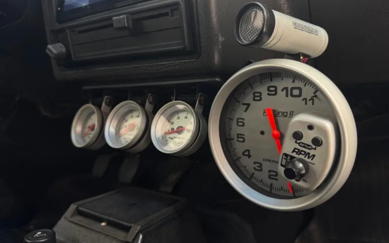 imagem-https://www.socarrao.com.br/sc-vehicle-images-prod/2444859/1783133753493-U2NyZWVuc2hvdF8yMDI2MDUyNl8yMjU0MzBfQ2hyb21lLmpwZw.jpg