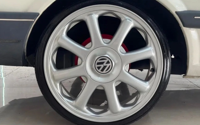 imagem-https://www.socarrao.com.br/sc-vehicle-images-prod/2444859/1783133754901-U2NyZWVuc2hvdF8yMDI2MDUyNl8yMjU1MzFfQ2hyb21lLmpwZw.jpg