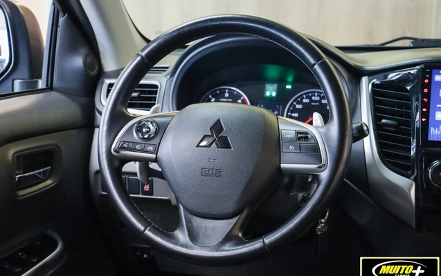 imagem-https://www.socarrao.com.br/sc-vehicle-images-prod/2445189/1783134740687-003_a26f74deb00664d5332d22c3fc9736ca.jpg