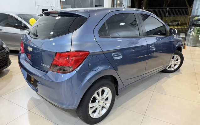 imagem-https://www.socarrao.com.br/sc-vehicle-images-prod/2445583/1783138549039-14_011341.jpg
