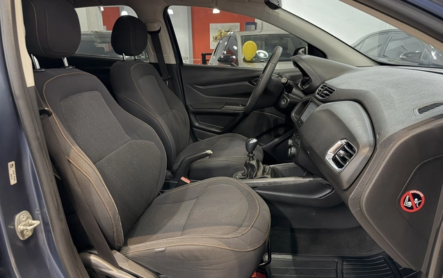 imagem-https://www.socarrao.com.br/sc-vehicle-images-prod/2445583/1783138549047-7_011340.jpg
