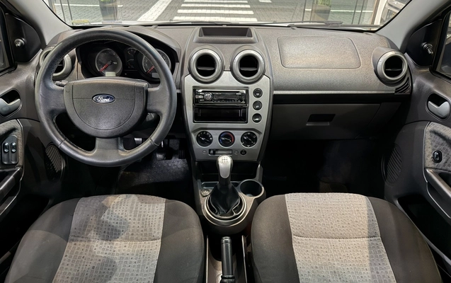 imagem-https://www.socarrao.com.br/sc-vehicle-images-prod/2445770/1783139836825-9_013637.jpg