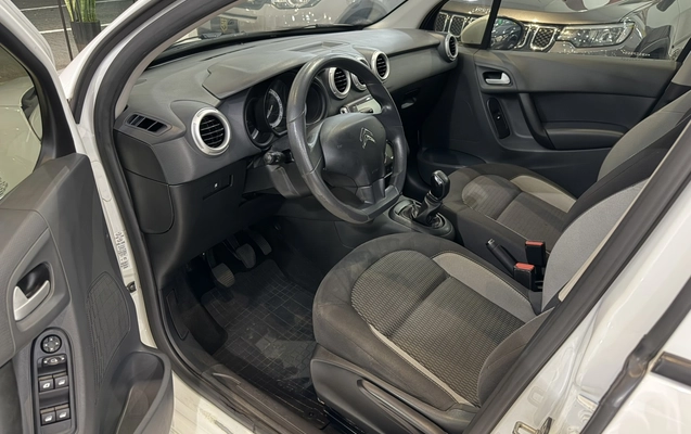 imagem-https://www.socarrao.com.br/sc-vehicle-images-prod/2446765/1783143306822-13_023427.jpg