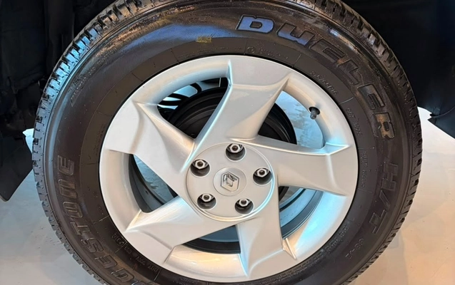 imagem-https://www.socarrao.com.br/sc-vehicle-images-prod/2451718/1788974830396-0070d6d8-eeb4-467a-a716-793b2dd18879.jpg