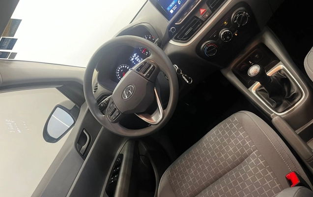 imagem-https://www.socarrao.com.br/sc-vehicle-images-prod/2451781/1783168143273-12_092505.jpg
