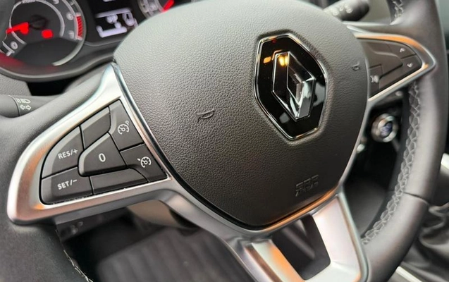 imagem-https://www.socarrao.com.br/sc-vehicle-images-prod/2452356/1791382375090-8248770_28_B_11646f265f.jpeg