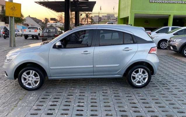 imagem-https://www.socarrao.com.br/sc-vehicle-images-prod/2452577/1785275150351-NC5qcGVn.jpeg