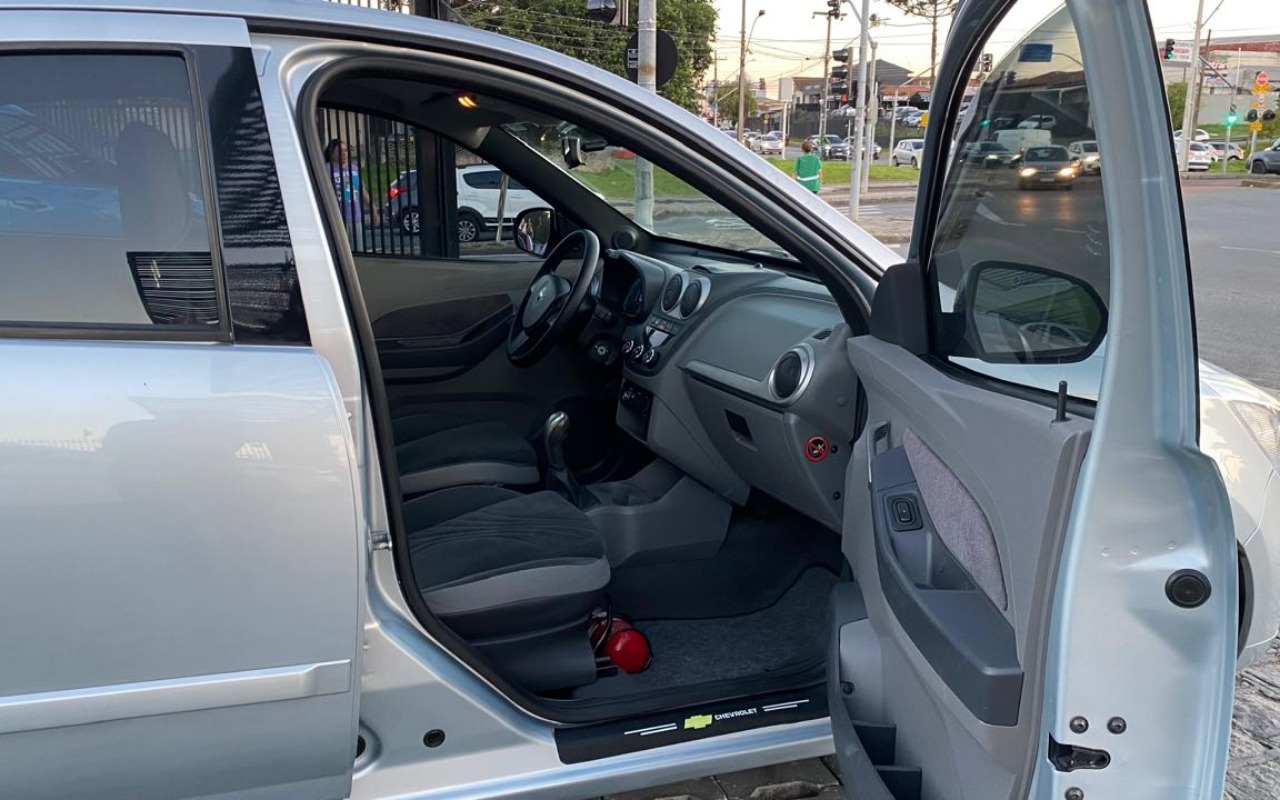 imagem-https://www.socarrao.com.br/sc-vehicle-images-prod/2452577/1785275151893-MjEuanBlZw.jpeg