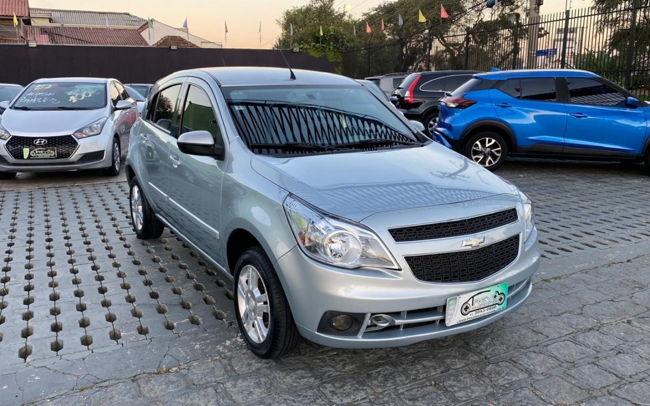 imagem-https://www.socarrao.com.br/sc-vehicle-images-prod/2452710/1785275443007-Mi5qcGVn.jpeg