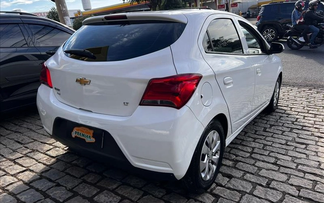 imagem-https://www.socarrao.com.br/sc-vehicle-images-prod/2452713/1783171011949-DKY-3J30_04.jpg
