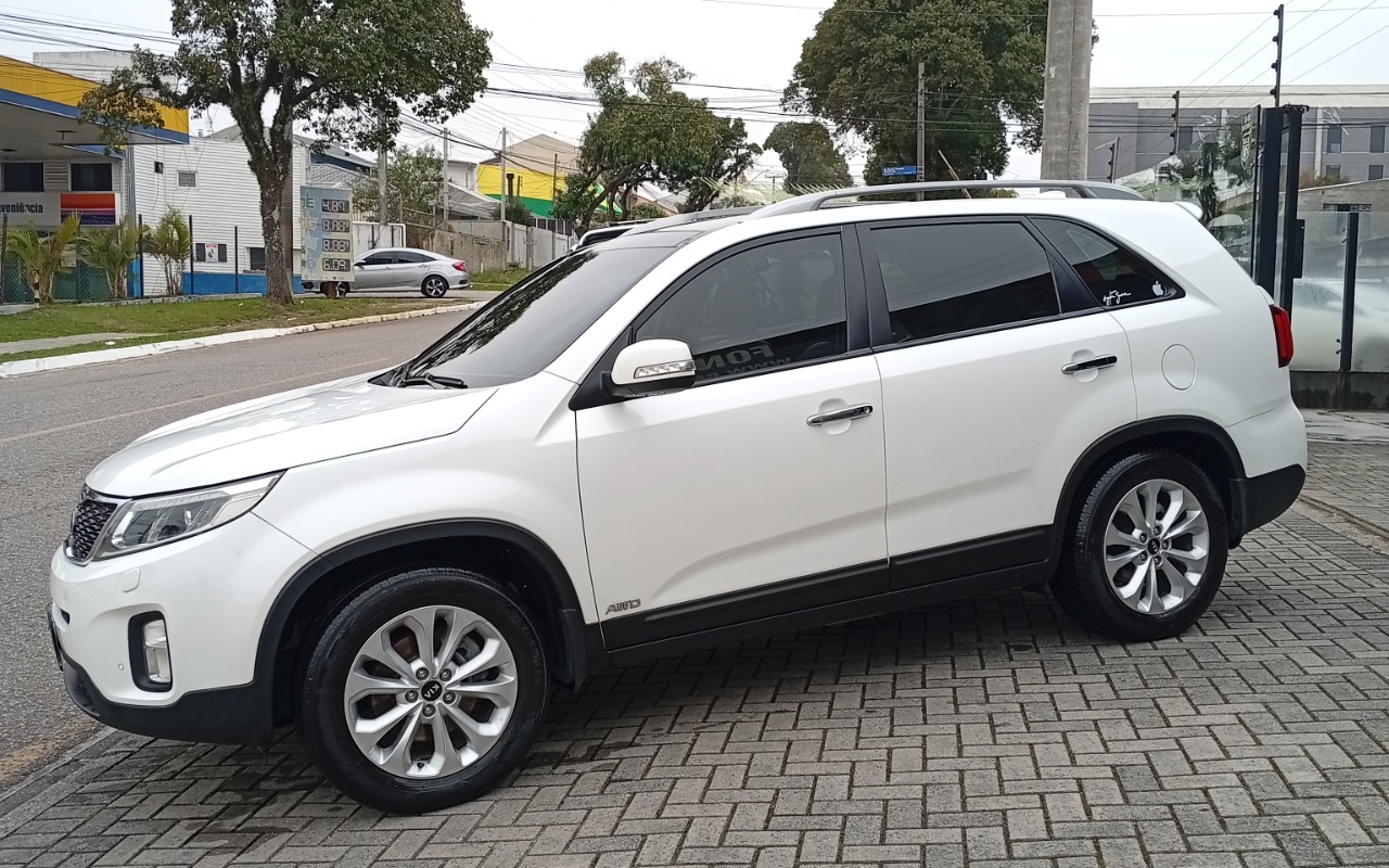 imagem-https://www.socarrao.com.br/sc-vehicle-images-prod/2453018/1783172080056-U09SRU5UTyAwNi5qcGc.jpg