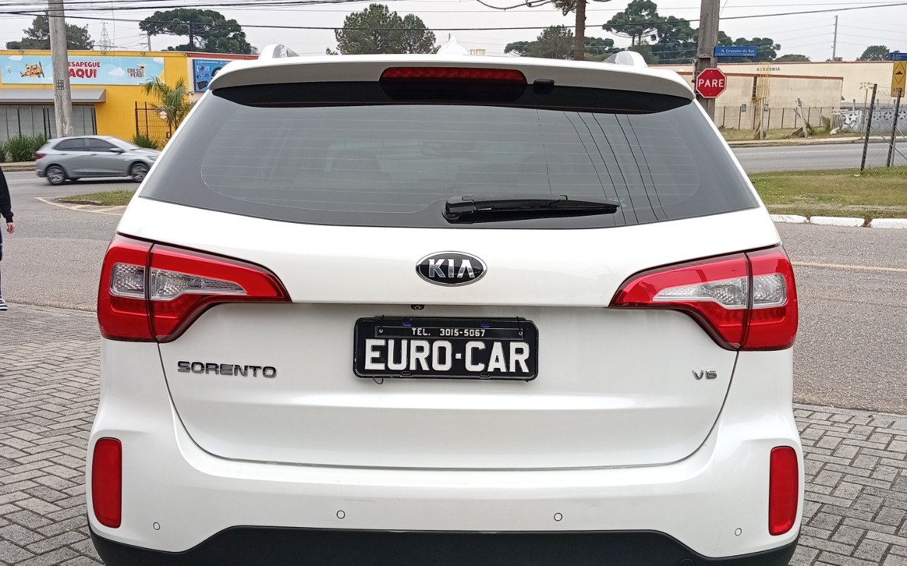 imagem-https://www.socarrao.com.br/sc-vehicle-images-prod/2453018/1783172080322-U09SRU5UTyAxMS5qcGc.jpg