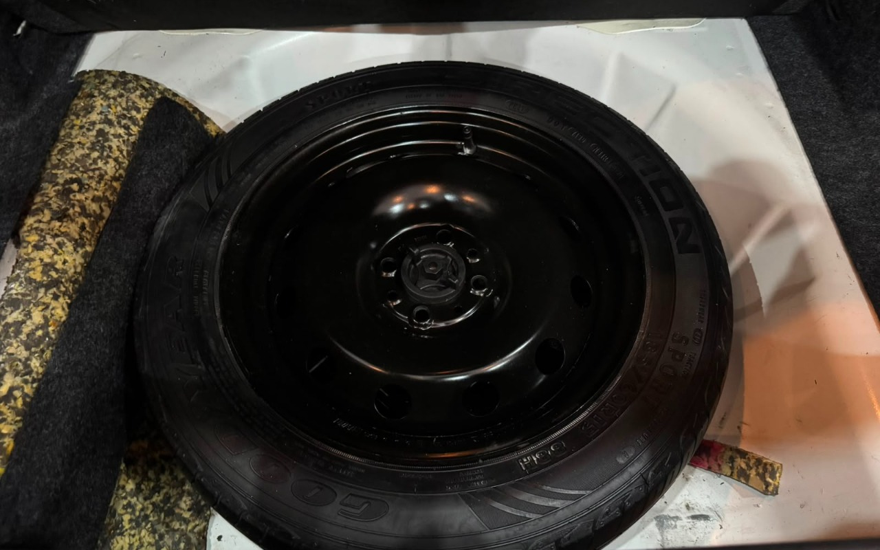 imagem-https://www.socarrao.com.br/sc-vehicle-images-prod/2453078/1783172258241-RmlhdCBHcmFuZCBTaWVuYSBBdHRyYWN0aXZlIDEuNCBDb21wbGV0byAyMDE1IFN0ZWluYmFjaCBNdWx0aW1hcmNhcyBlbSBTYW50byBBbWFybyBkYSBJbXBlcmF0cml6IFNDIDcuanBlZw.jpeg