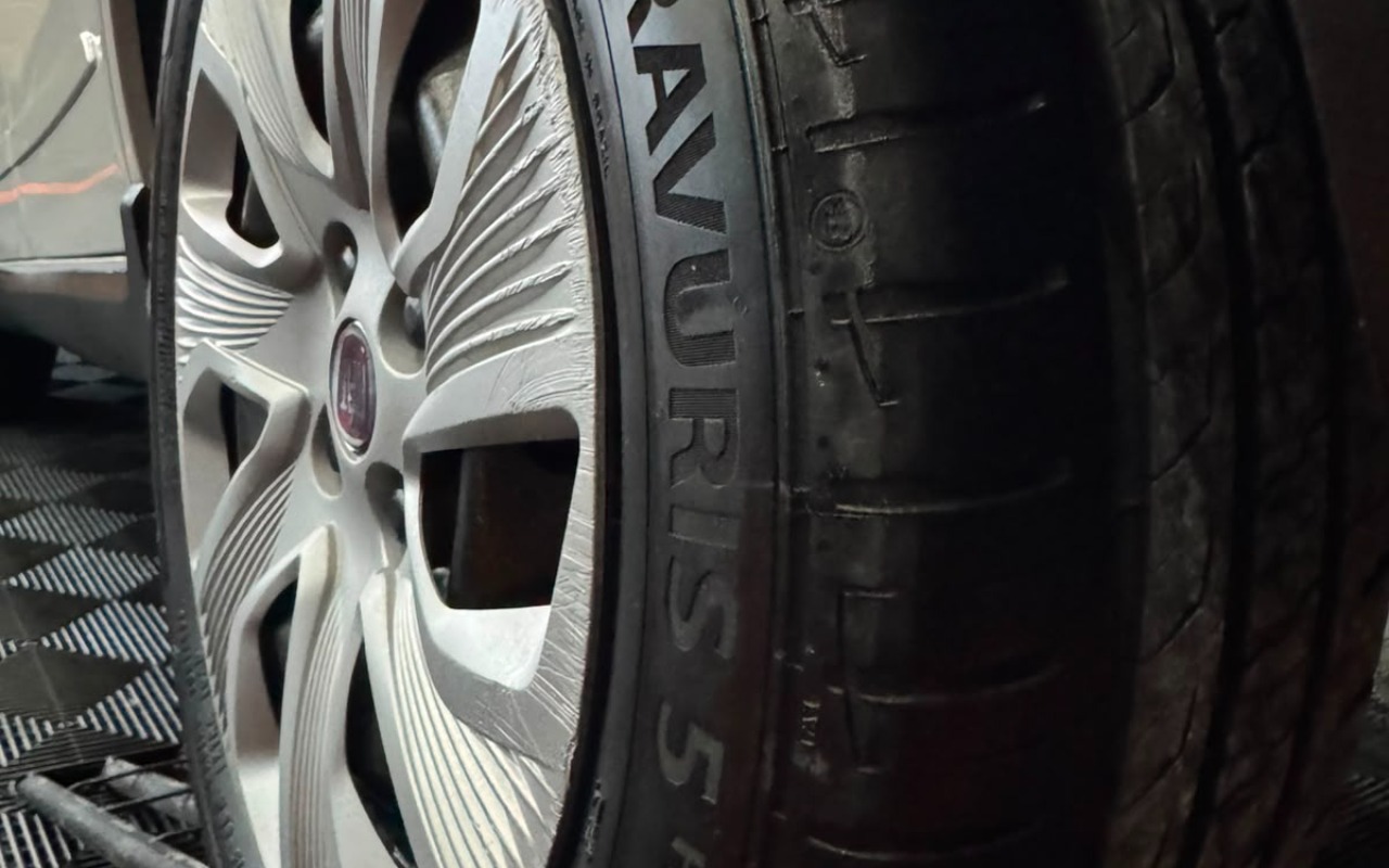 imagem-https://www.socarrao.com.br/sc-vehicle-images-prod/2453078/1783172258317-RmlhdCBHcmFuZCBTaWVuYSBBdHRyYWN0aXZlIDEuNCBDb21wbGV0byAyMDE1IFN0ZWluYmFjaCBNdWx0aW1hcmNhcyBlbSBTYW50byBBbWFybyBkYSBJbXBlcmF0cml6IFNDIDguanBlZw.jpeg