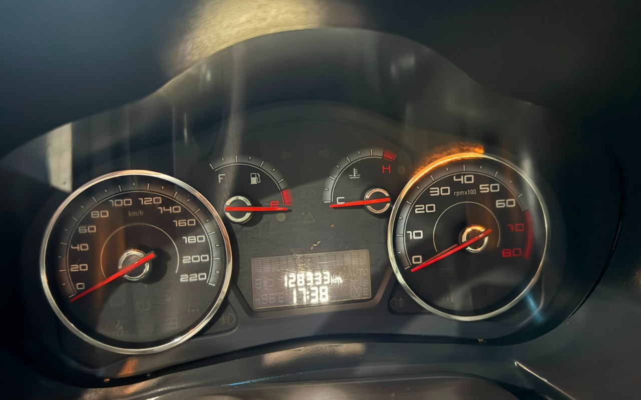 imagem-https://www.socarrao.com.br/sc-vehicle-images-prod/2453078/1783172258847-RmlhdCBHcmFuZCBTaWVuYSBBdHRyYWN0aXZlIDEuNCBDb21wbGV0byAyMDE1IFN0ZWluYmFjaCBNdWx0aW1hcmNhcyBlbSBTYW50byBBbWFybyBkYSBJbXBlcmF0cml6IFNDIDE1LmpwZWc.jpeg
