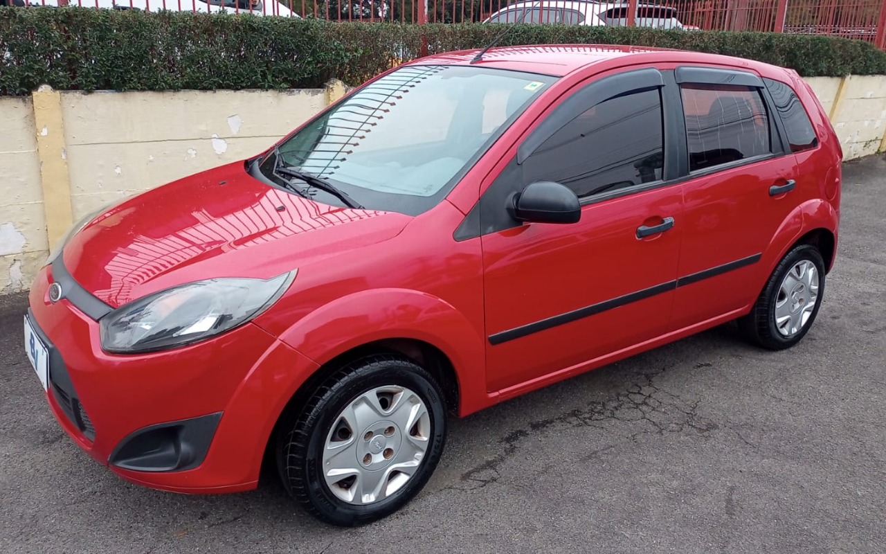 Ford Fiesta 2013 Vermelho — foto 1 de 3