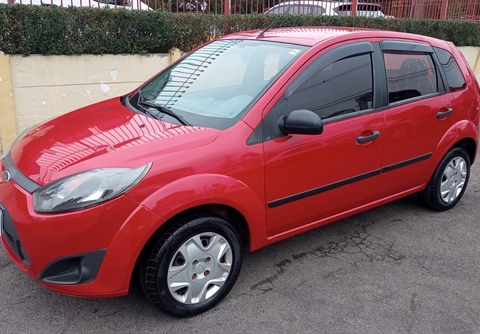 Ford Fiesta 2013 Vermelho — foto 1 de 3