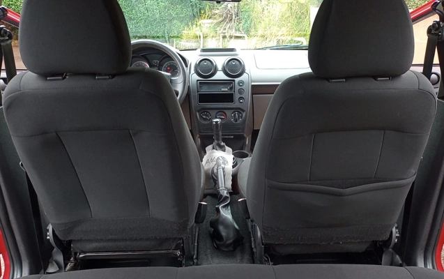 imagem-https://www.socarrao.com.br/sc-vehicle-images-prod/2453262/1783172857749-YjdmZGY2MjEtYmY4ZC00YjIzLTliM2EtNDY0ZjAxMTEyZTE2LmpwZw.jpg