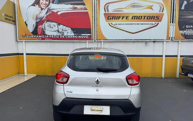 imagem-https://www.socarrao.com.br/sc-vehicle-images-prod/2453688/1792421620785-6419631_5_B_8a8d761d81.jpeg