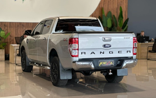 imagem-https://www.socarrao.com.br/sc-vehicle-images-prod/2453719/1785948707696-f1723b3fbf6d4dbf9a02fb8de10468ae_1783173981417.jpg