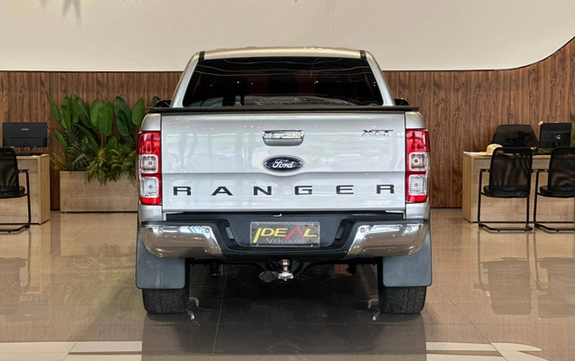 imagem-https://www.socarrao.com.br/sc-vehicle-images-prod/2453719/1785948707697-cbe14f4e2f624e48ae7d47766a1cb84f_1783173981421.jpg