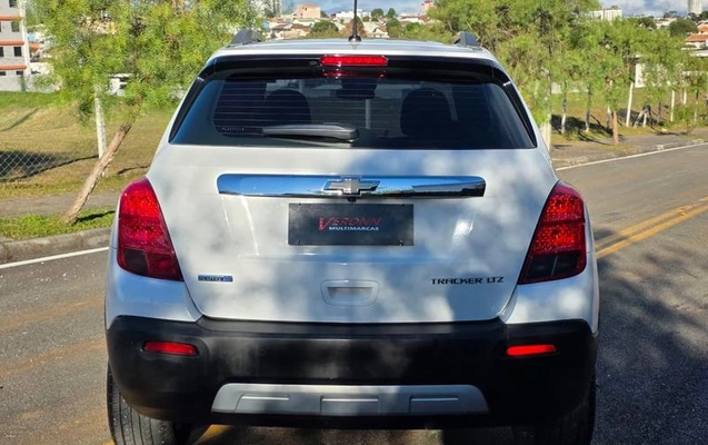 imagem-https://www.socarrao.com.br/sc-vehicle-images-prod/2453912/1788405029507-8095580_6_B_c3280fa466.jpeg