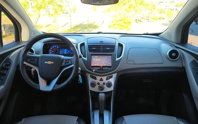 imagem-https://www.socarrao.com.br/sc-vehicle-images-prod/2453912/1788405029520-8095580_13_B_c4492ccb1c.jpeg