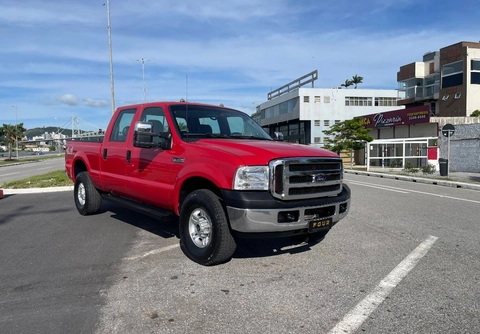 Ford F-250 2007 Vermelho — foto 1 de 3