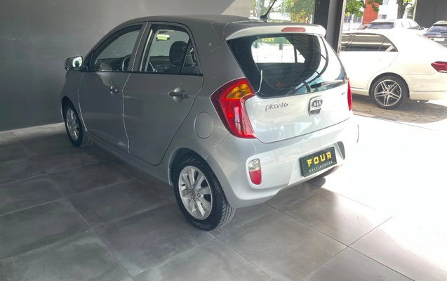 imagem-https://www.socarrao.com.br/sc-vehicle-images-prod/2454163/1785346981097-gb-21f6b2d.jpeg