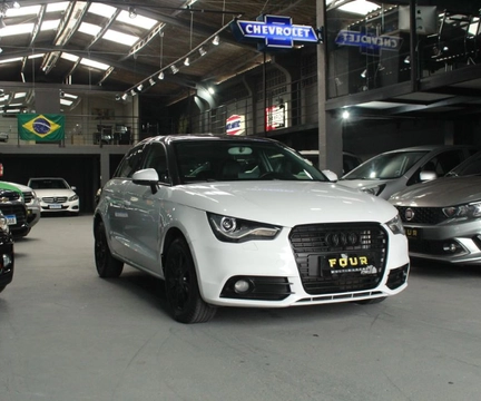 Audi A1 2014 Branco — foto 1 de 3