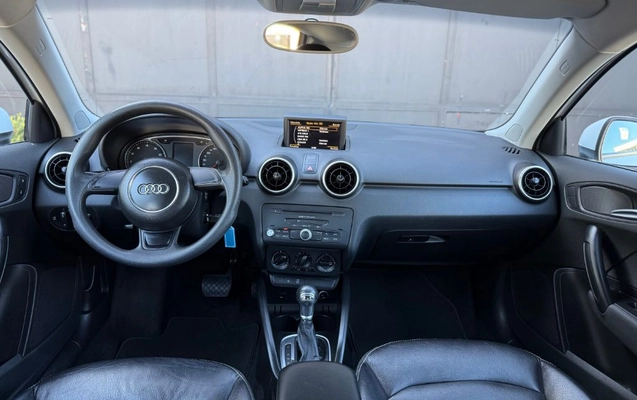 imagem-https://www.socarrao.com.br/sc-vehicle-images-prod/2454292/1786121658178-gb-9adec1f.jpeg