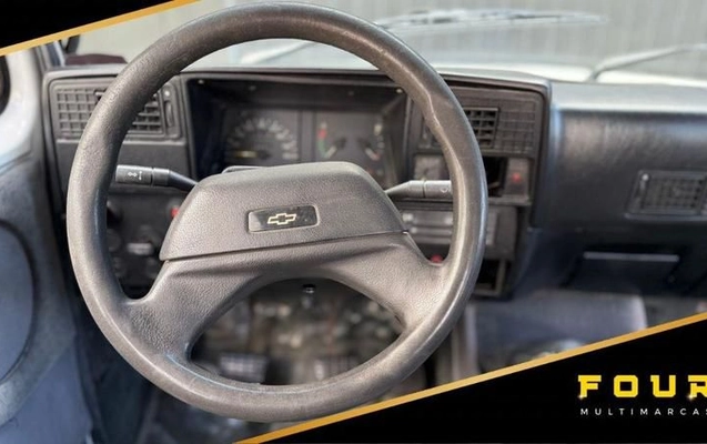 imagem-https://www.socarrao.com.br/sc-vehicle-images-prod/2454295/1784060276611-gb-bdad71e.jpeg