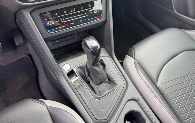imagem-https://www.socarrao.com.br/sc-vehicle-images-prod/2454545/1791577279184-8249433_10_B_b804c2f79e.jpeg