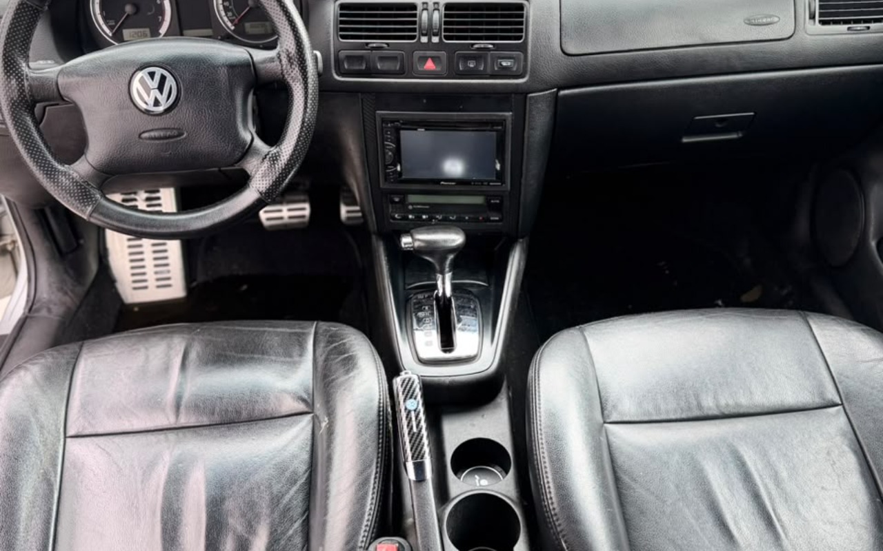 imagem-https://www.socarrao.com.br/sc-vehicle-images-prod/2454704/1792003991818-V2hhdHNBcHAgSW1hZ2UgMjAyNi0xMC0xNCBhdCAxMi40My4zNSAoMSkuanBlZw.jpeg