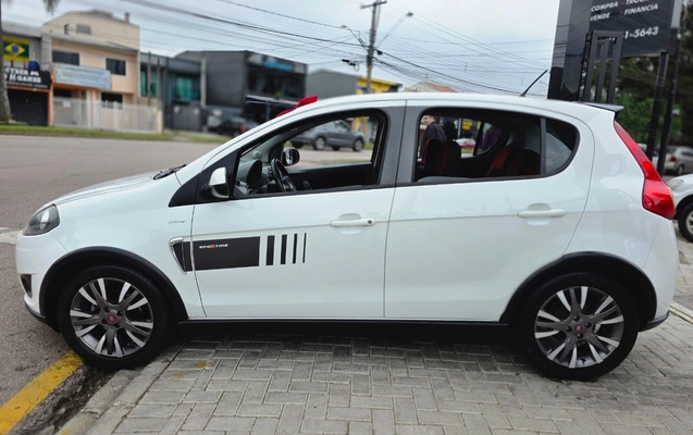 imagem-https://www.socarrao.com.br/sc-vehicle-images-prod/2456382/1783183698914-MjAyNjA3MDRfMTEyNDEwLmpwZw.jpg